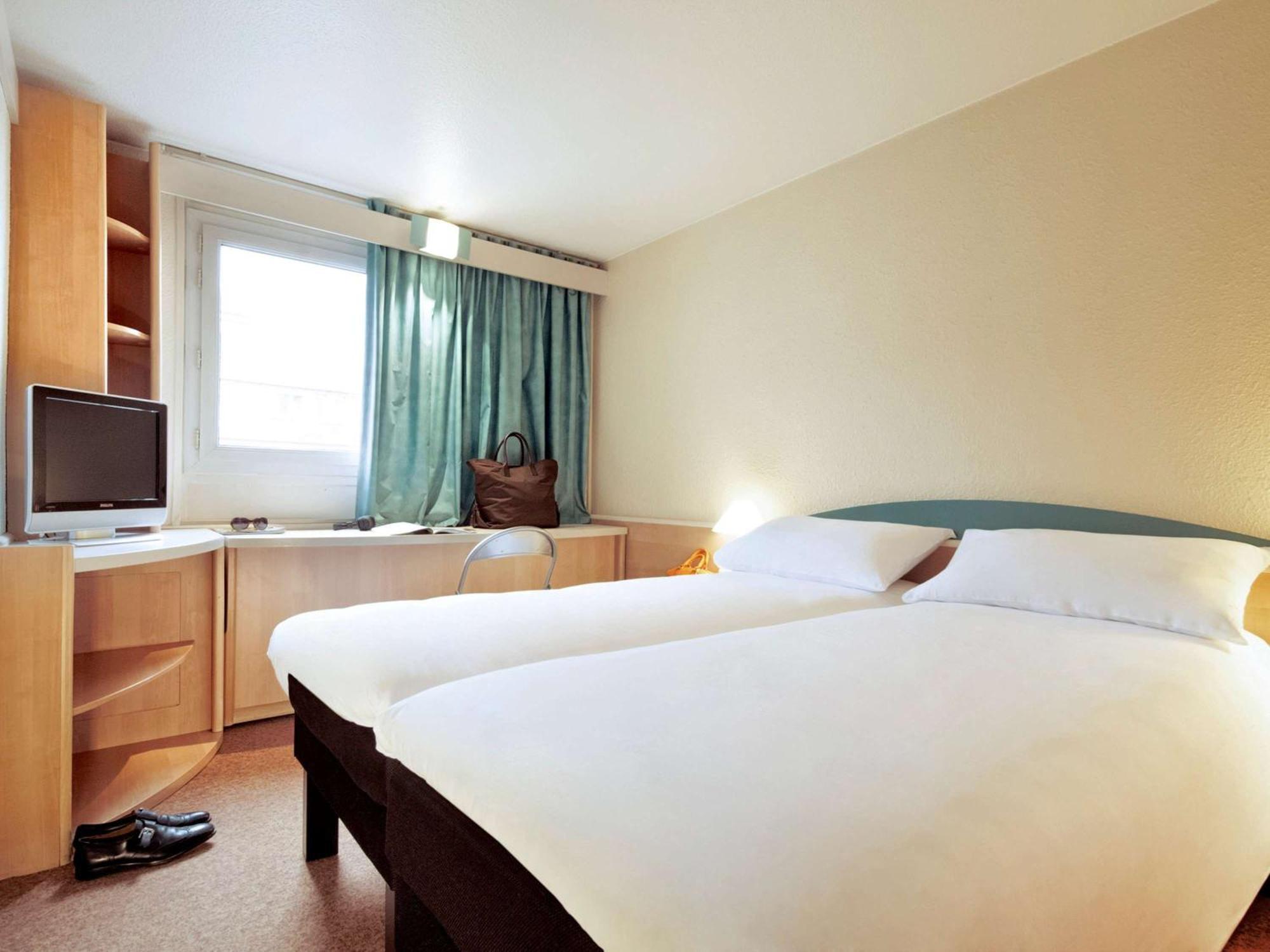 Ibis Stuttgart Centrum Exterior foto